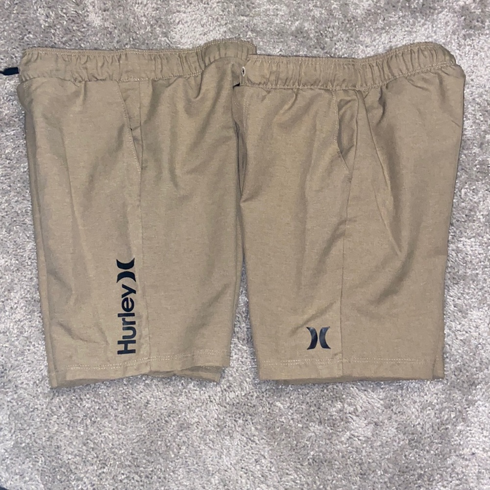 2 Hurley boys khaki shorts